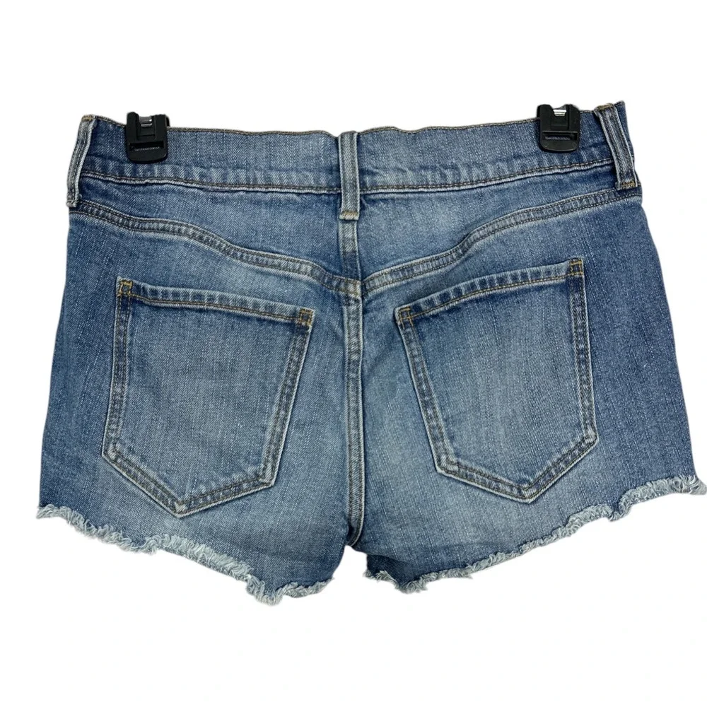 Old Navy Boyfriend Denim Shorts Blue Distressed Cutoff Sugar Bush Size 2 Regular
